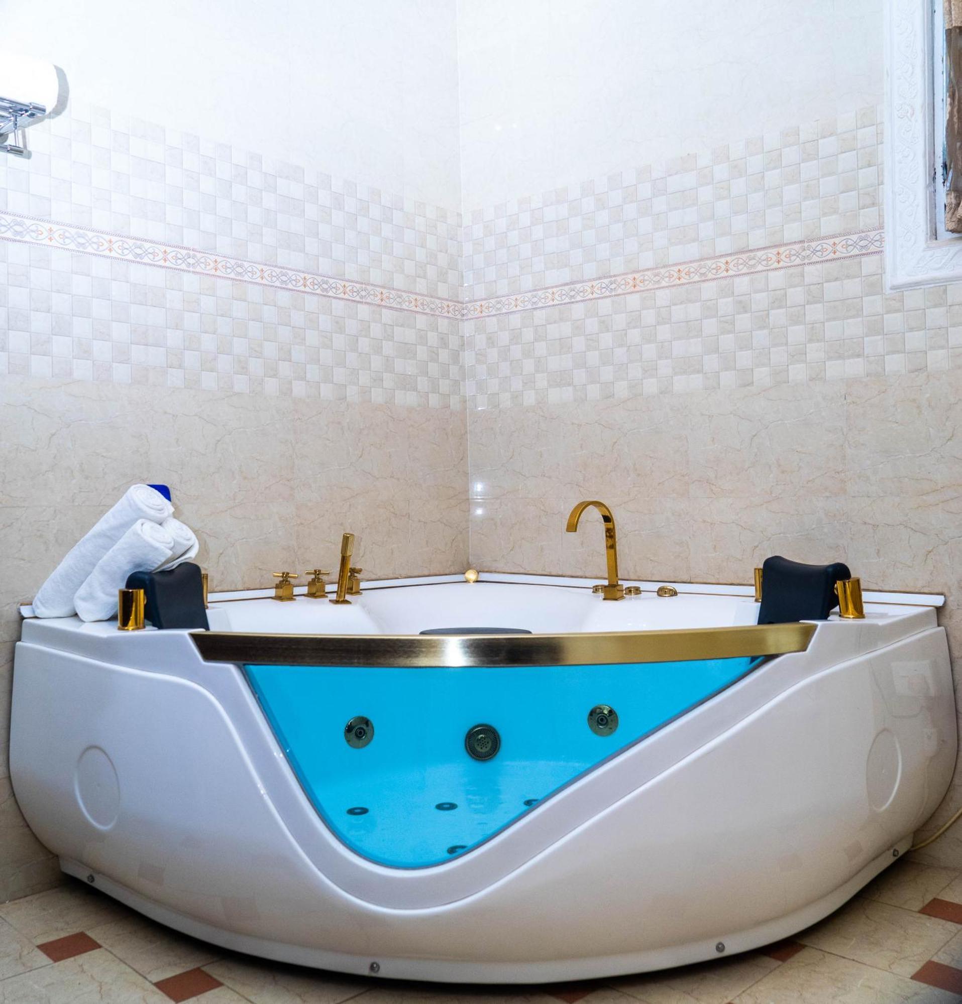 Grand Casamora Hotel Ogbodjo Dış mekan fotoğraf